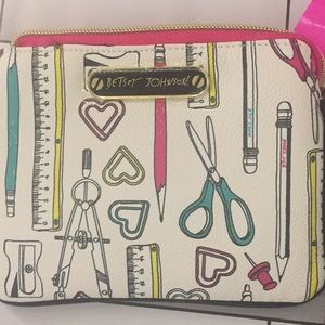 NWT Betsey Johnson wristlet pouch
